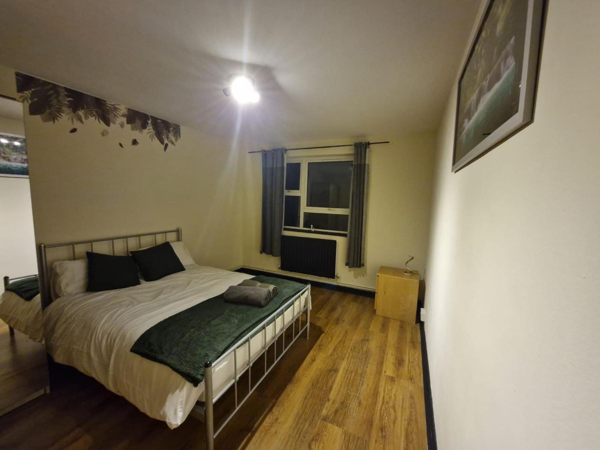 Apartment Elegant & Spacious 2-bedroom In Wimbledon